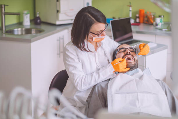 Best Weekend Emergency Dentist in Collinwood, TN